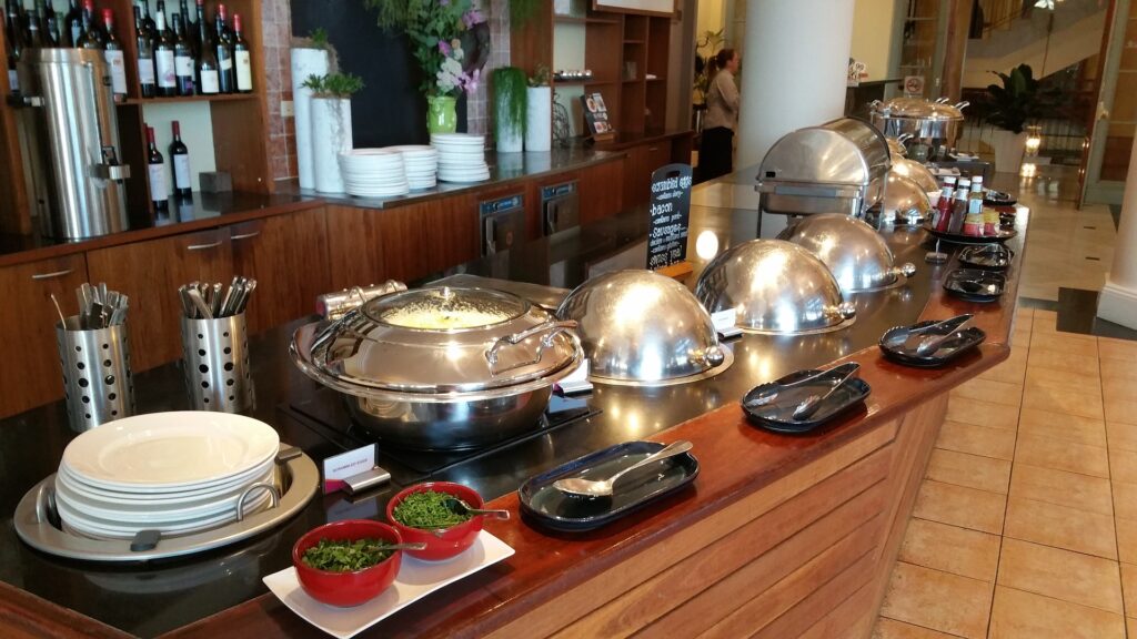 micul dejun hotel